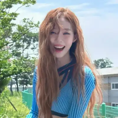 黄莉颖